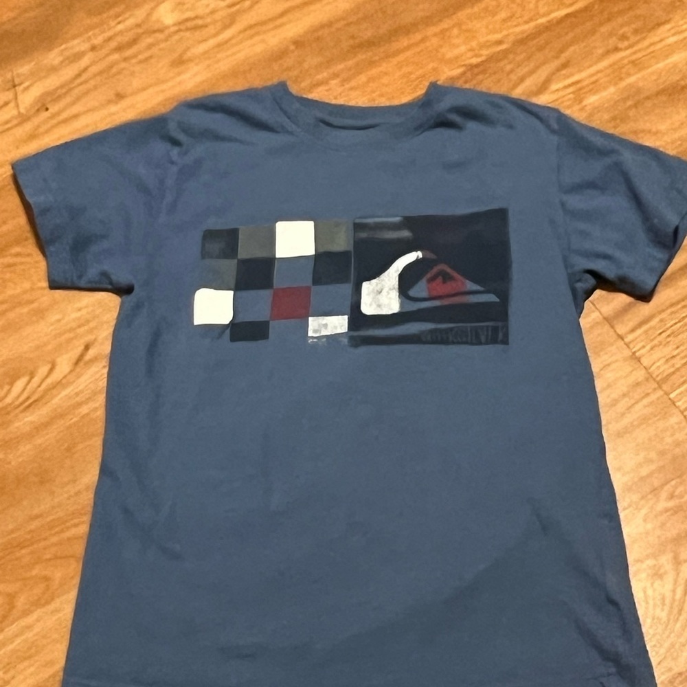 Quicksilver T-shirt